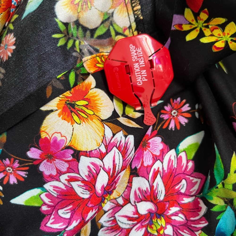 JOHNNY WAS Sognatore Nero Floral Hi Low Kaftan NWT - Picture 8 of 8